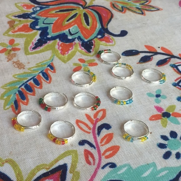 ☀️ASSORTMENT OF BEADED RINGS☀️ - Picture 3 of 3